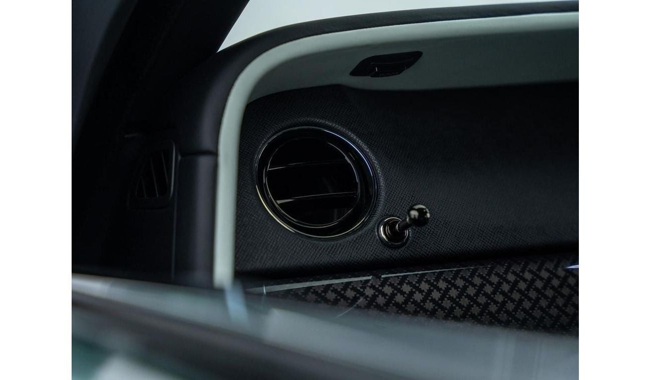 رولز رويس كولينان 6.75 V12 Black Badge RIGHT HAND DRIVE