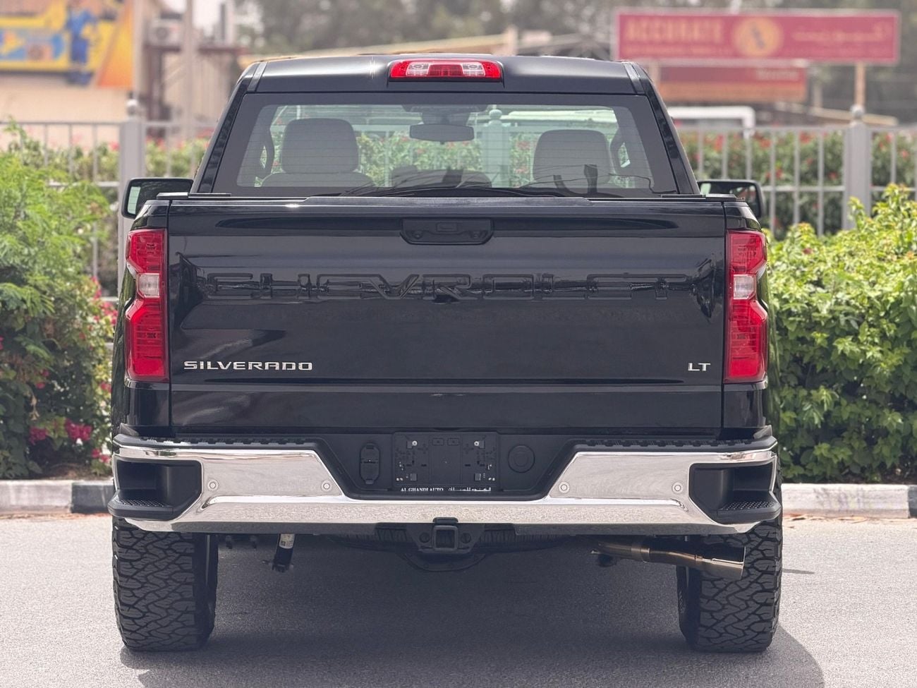 Chevrolet Silverado 1500 REG/CAB 1LT