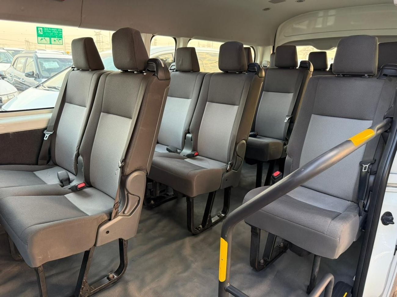 تويوتا هاياس DLS - STD ROOF DLS -High Roof Commuter 2.8L A/T