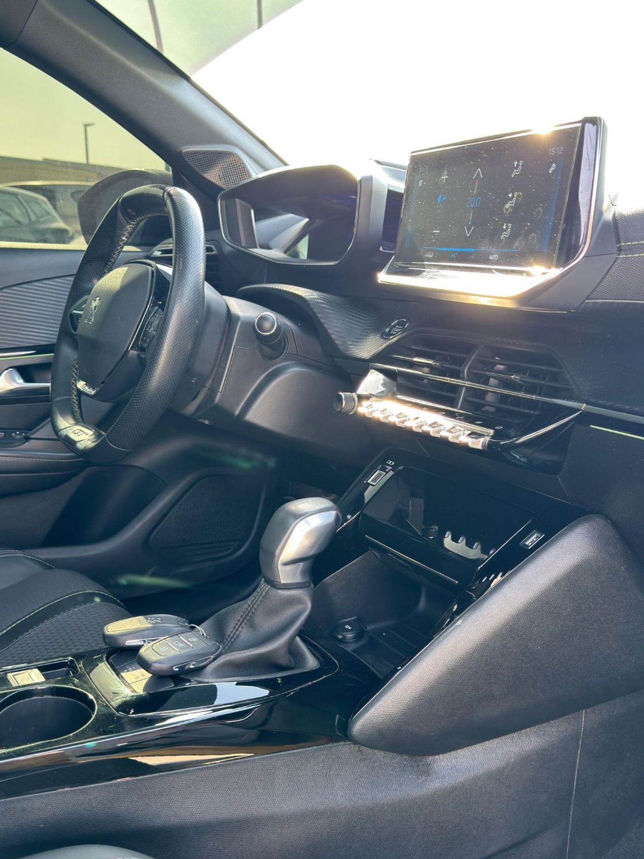 بيجو 208 GT Line 1.2L