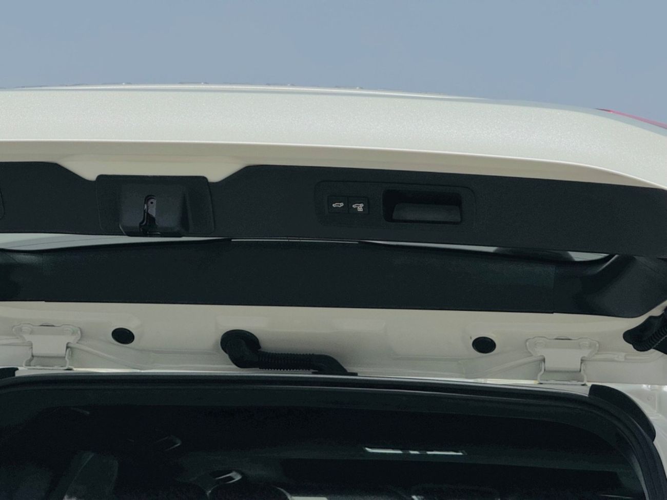 تويوتا لاند كروزر TOYOTA LAND CRUISER VXR TWIN-TURBO RIGHT HAND DRIVE DIESEL