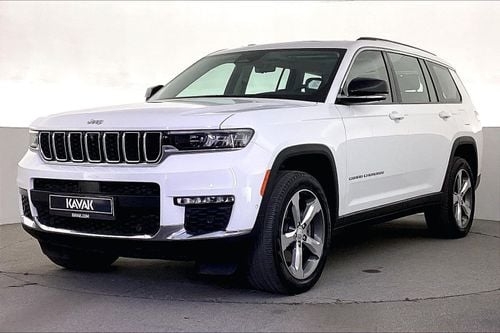 جيب جراند شيروكي Limited Plus | National Day Celebration | شامل الضمان | 0 ﺪﻔﻋﺓ ﺃﻮﻟﻯ