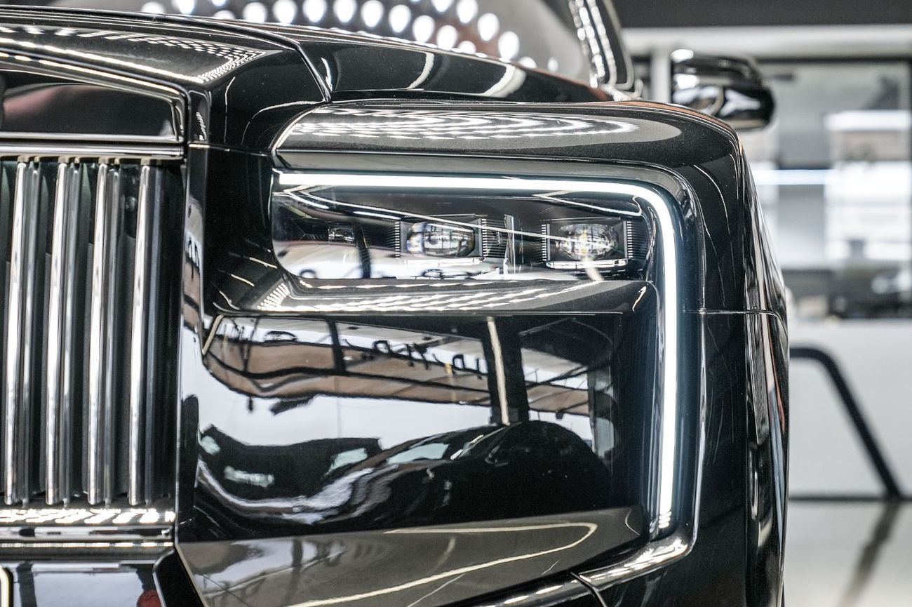 Rolls-Royce Cullinan ROLLS ROYCE CULLINAN BLACK BADGE 2025