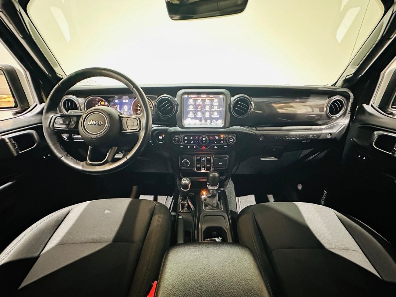 Jeep Wrangler Unlimited Sport S 2.0L A/T