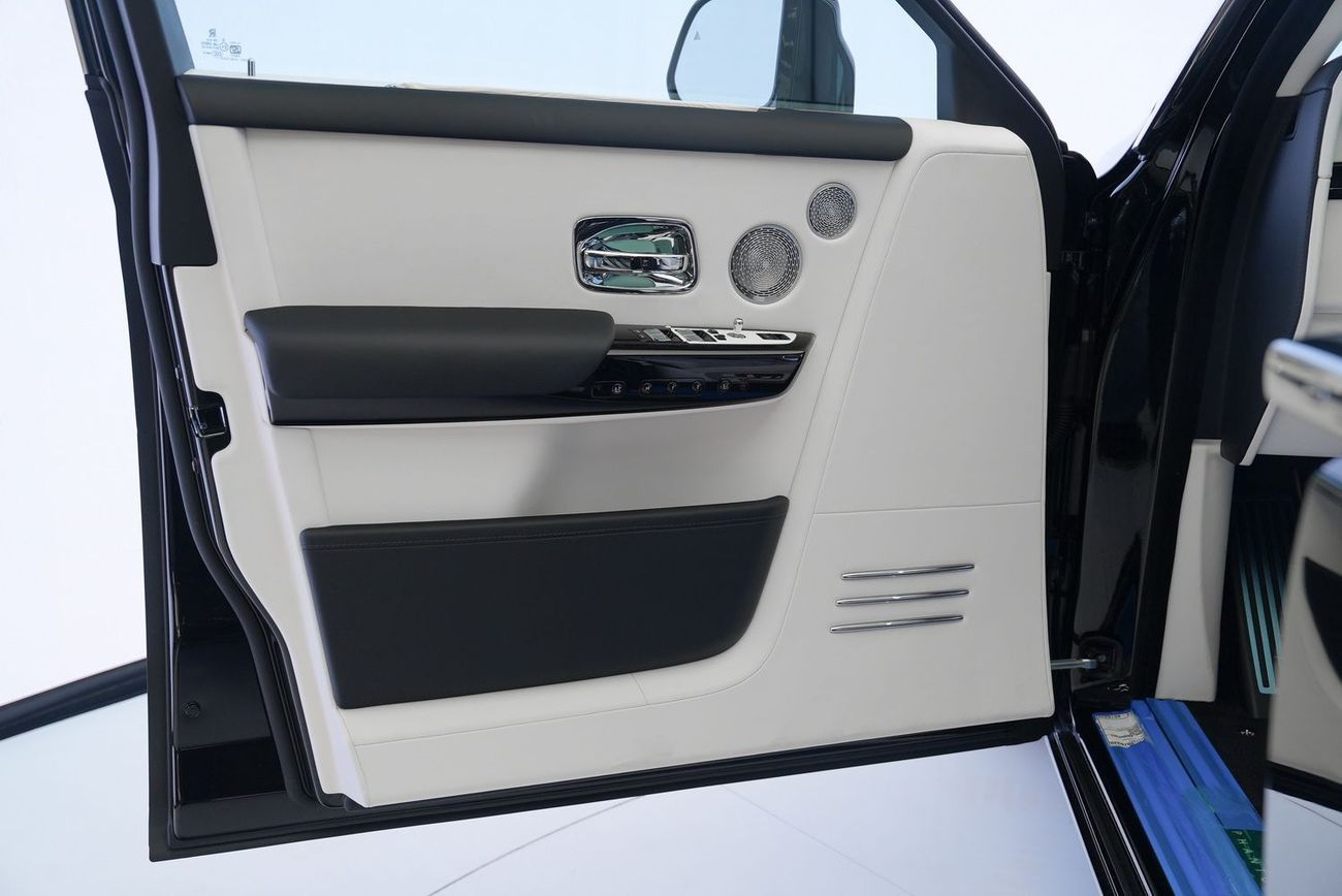 Rolls-Royce Phantom EWB 6.8L