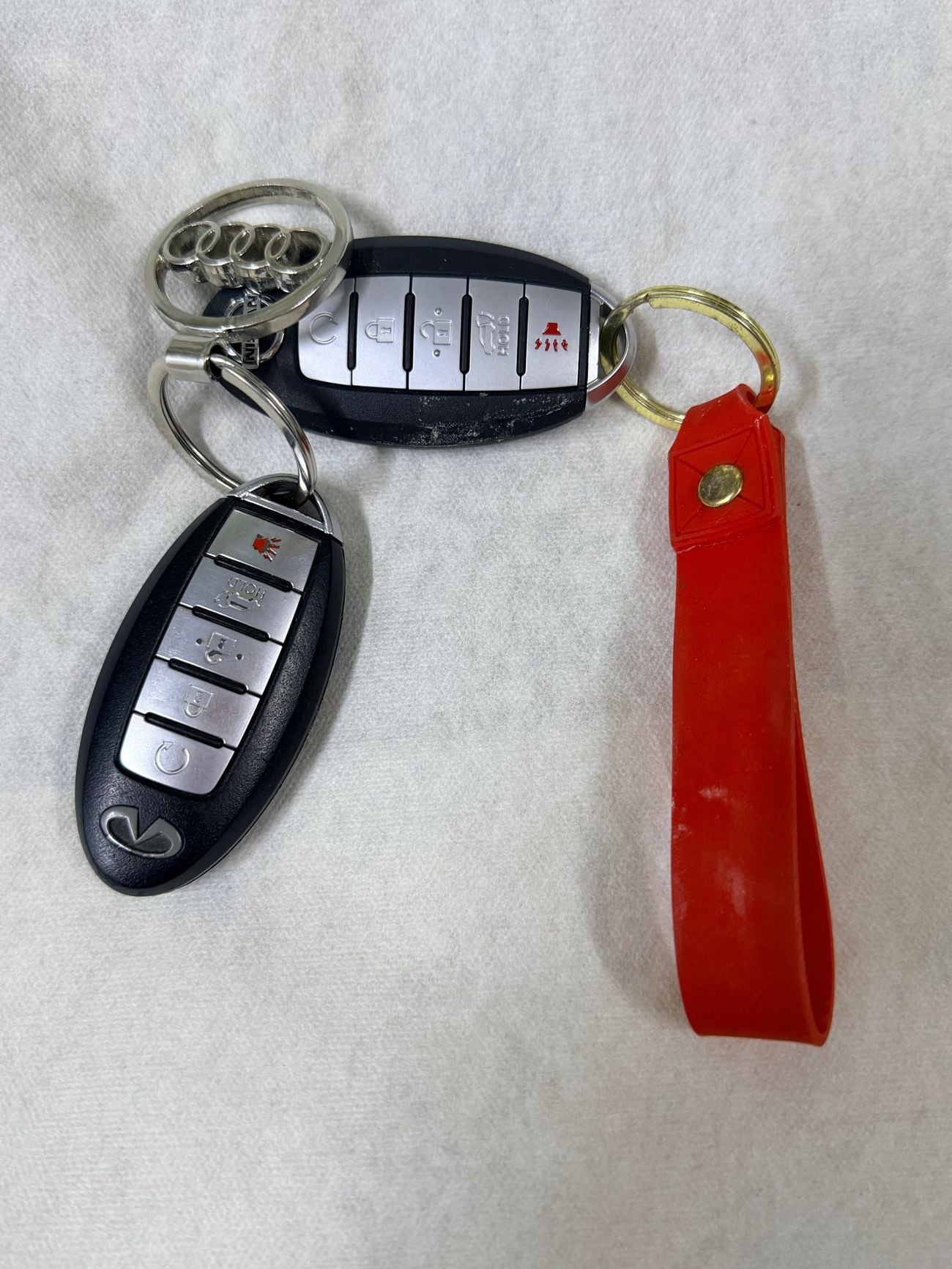 Infiniti QX80 Black Edition Captain Chairs 7 5.6L