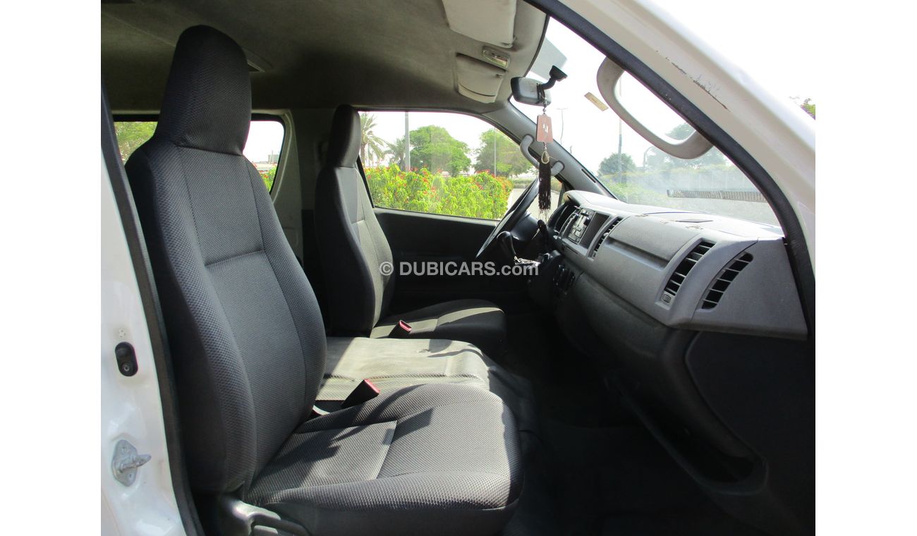 Toyota Hiace 2013 MID ROOF 15 PASSENGER 2013 GULF , ACCIDENT FREE