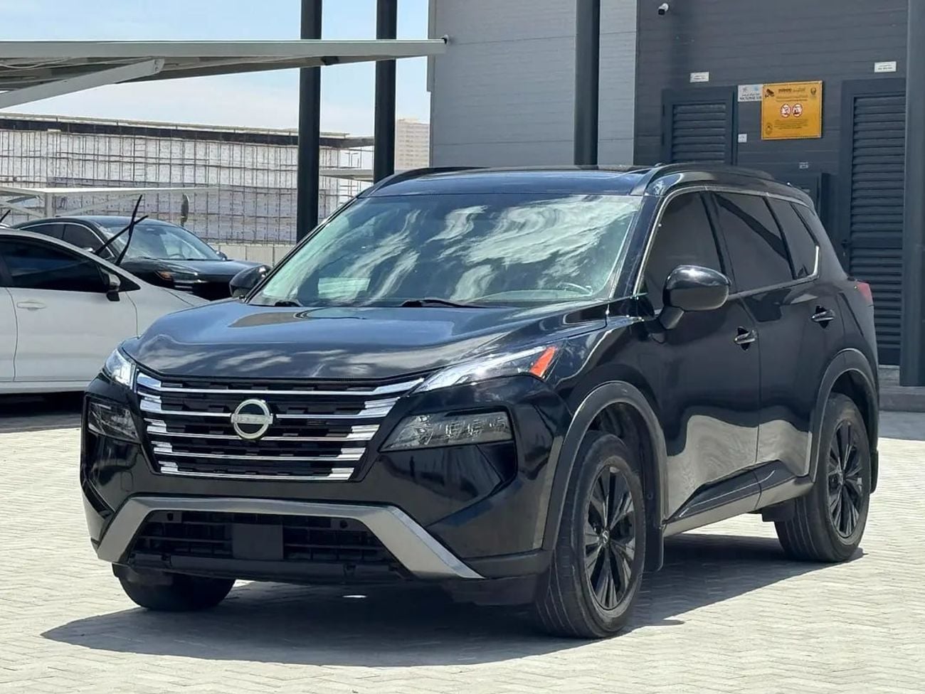 Nissan Rogue Midnight Edition - American Specs - GCC Ready!