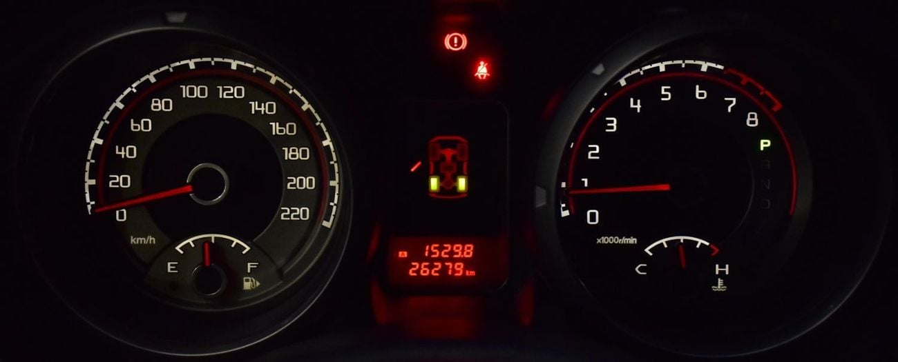 Mitsubishi Pajero Sport EXCELLENT DEAL for our Mitsubishi Pajero Signature Edition GLS 3.8 ( 2020 Model ) in White / Black C