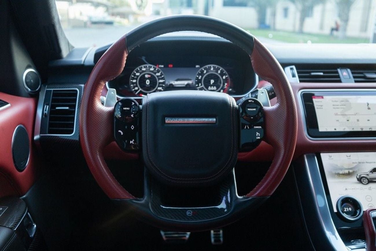 Land Rover Range Rover Sport SVR 5.0L (575 HP) AWD Range Rover Sport SVR Carbon Edition 2022 Canadian specs | Warranty