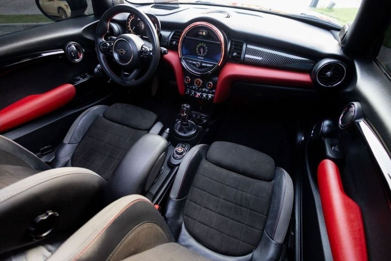 Mini John Cooper Works MINI Cooper John Cooper Works 2021 GCC under Warranty with Flexible Down-Payment.