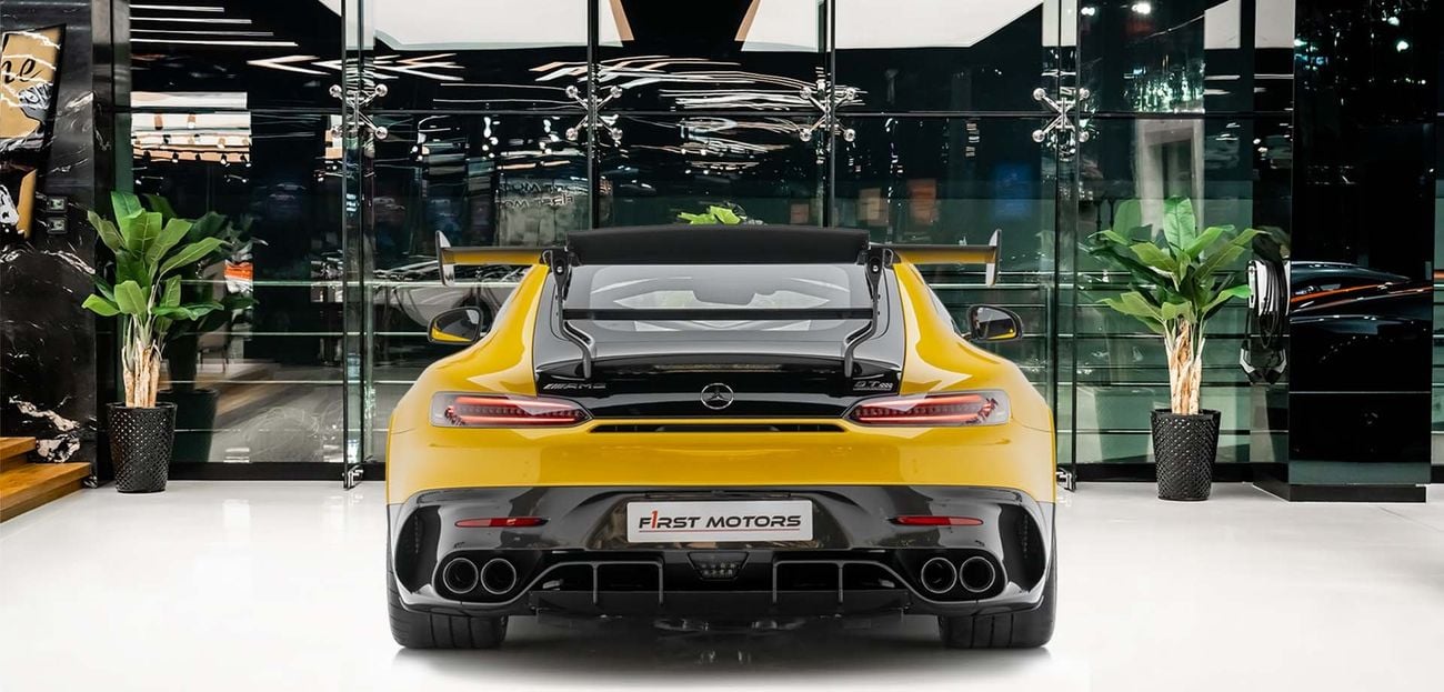 مرسيدس بنز AMG GT 4.0L V-8 Bi-Turbo Engine