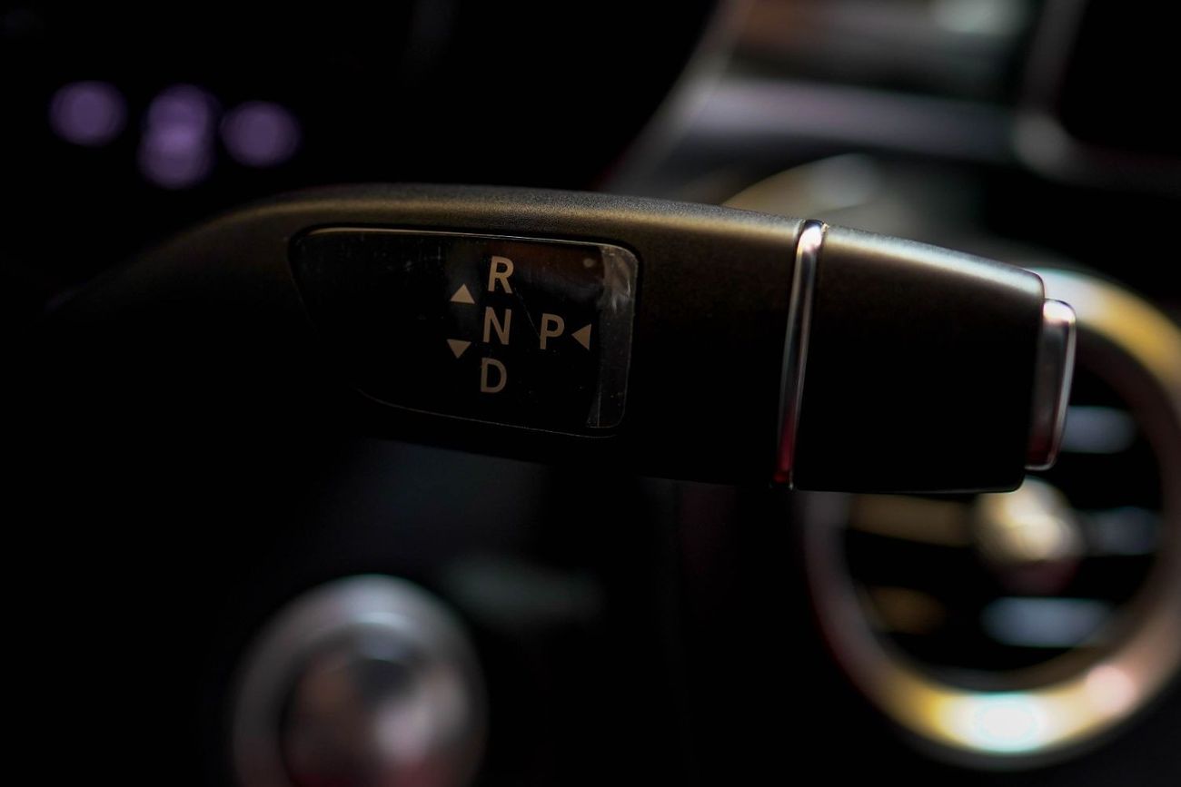 مرسيدس بنز C 200 AMG باك