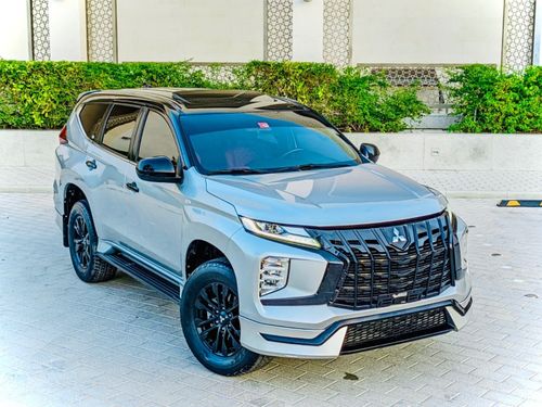 Mitsubishi Montero sport Signature Edition Full Option