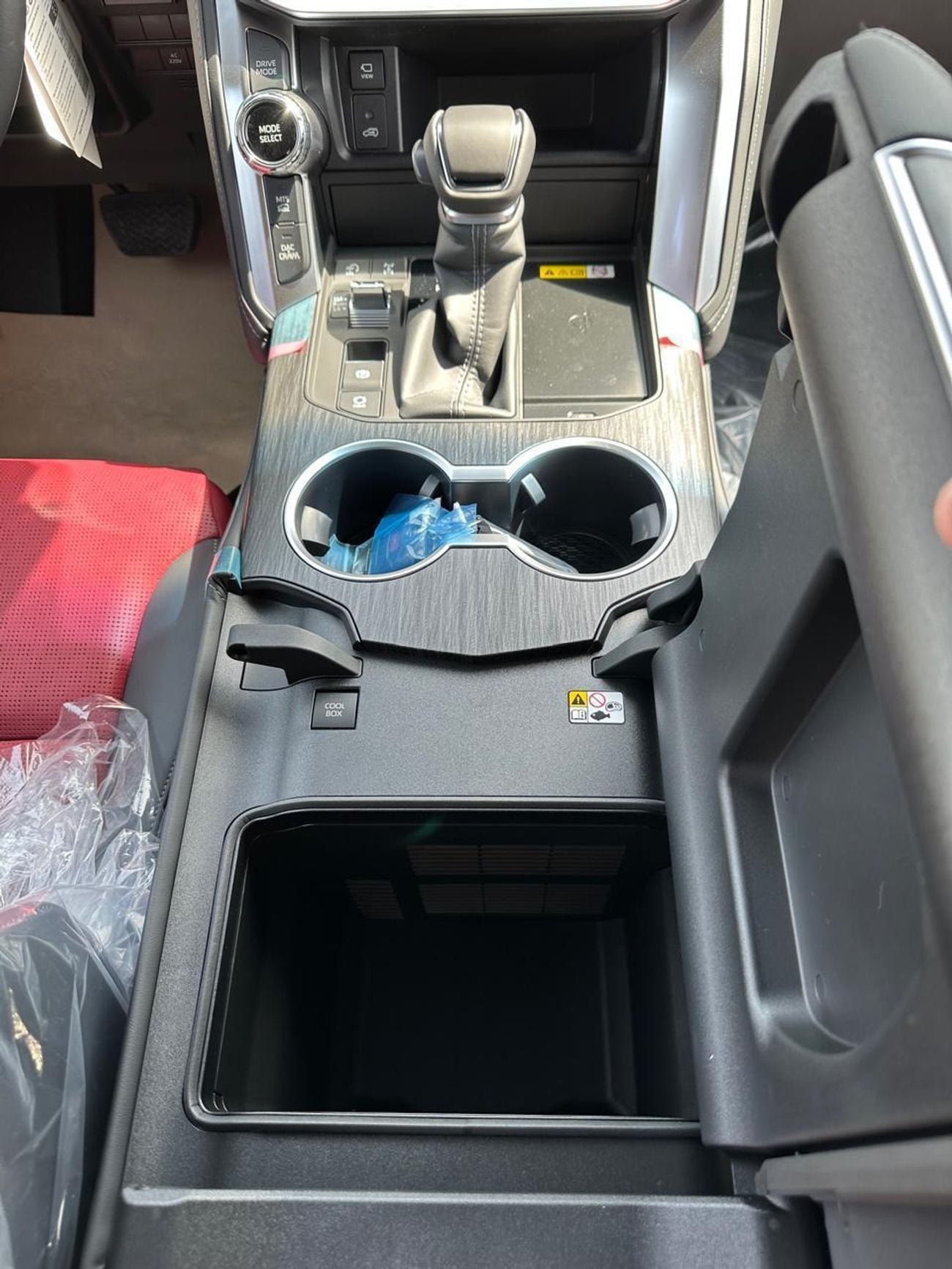 Toyota Land Cruiser 3.5T VXR Hybrid