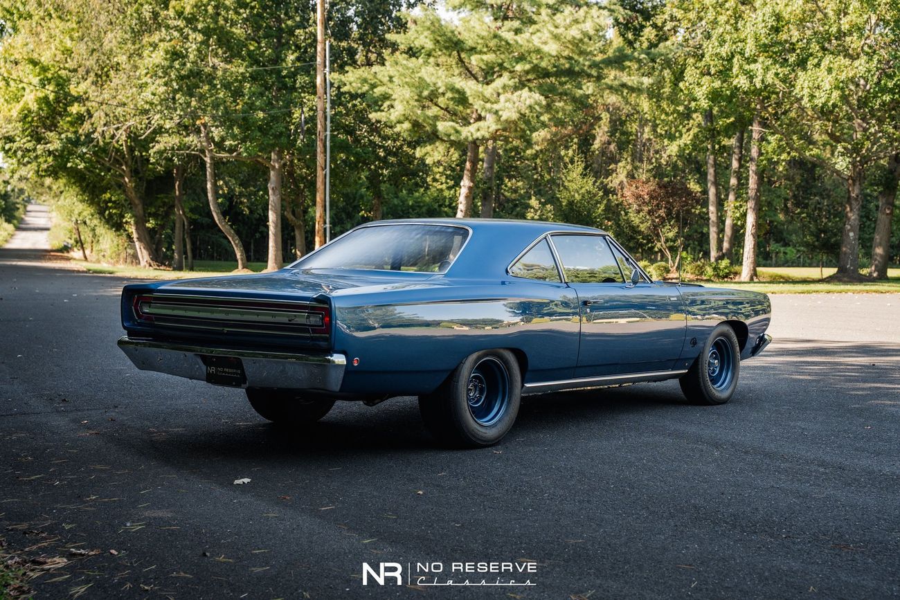 Plymouth Road Runner 426 Hemi Hellephant powered 1 of 1 Pro Touring Restomod