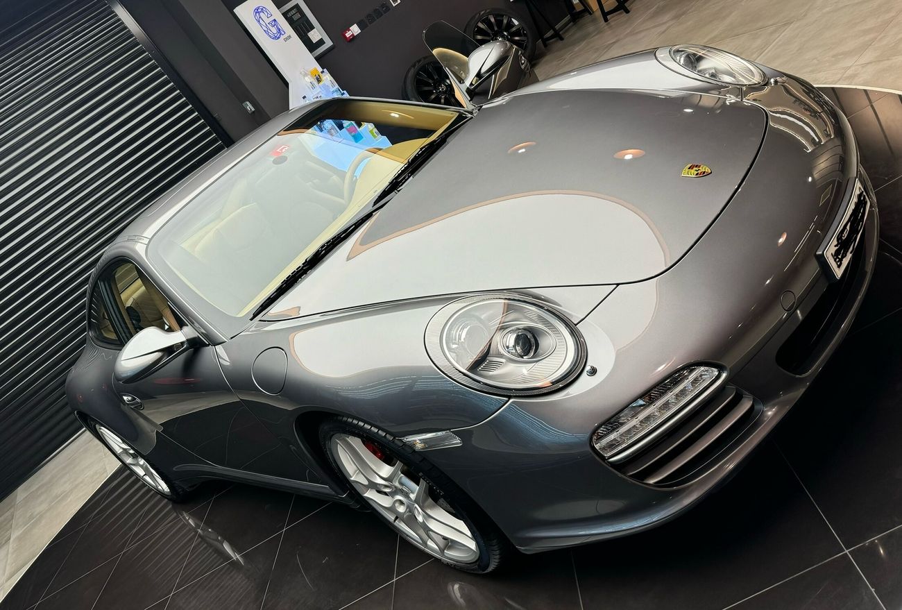Porsche 911 997.2 Carrera 4S