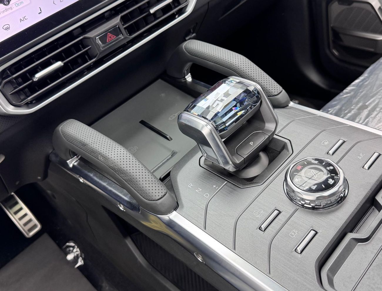 Jetour T2 Luxury 2024 Jetour T2 XWD Travel+, 1 Year Warranty