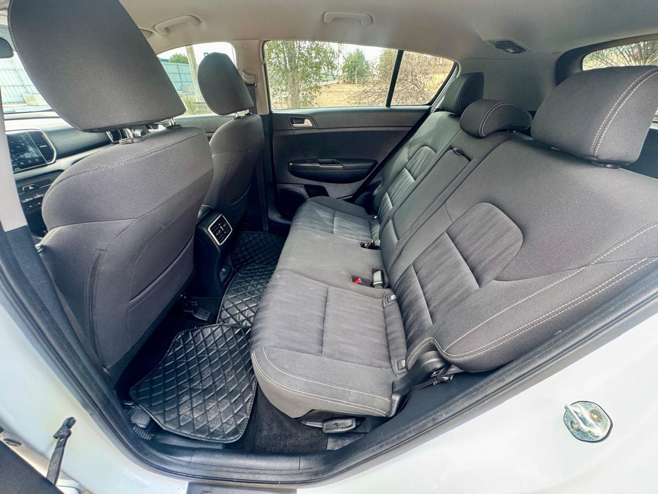 Kia Sportage LX 1.6L FWD 730x48- Monthly | GCC | Cruise, Camera, GPS l Accident Free