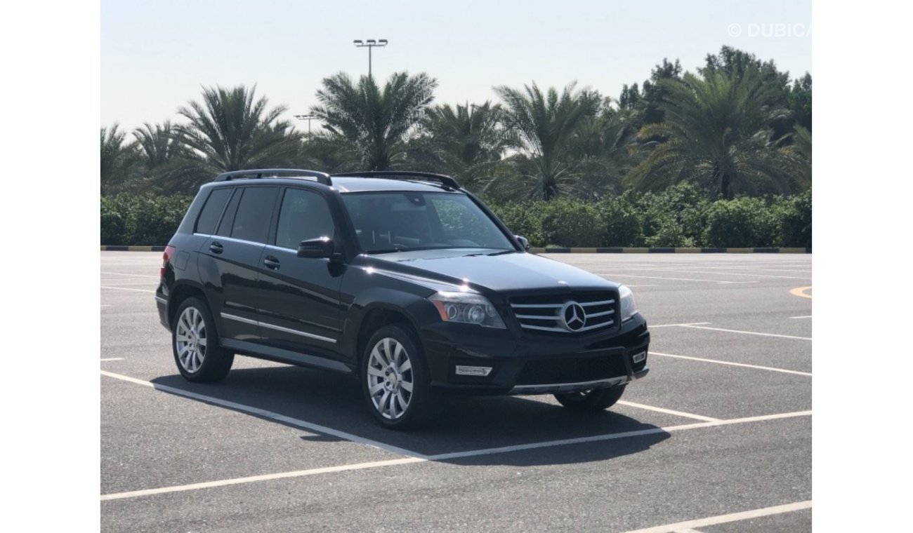 مرسيدس بنز GLK 350 موديل 2012 وارد فل مواصفات كراسي جلد ومثبت سرعه وتحكم كهربي كامل ونظام صوت ممتاز وكاميرا خلفيه