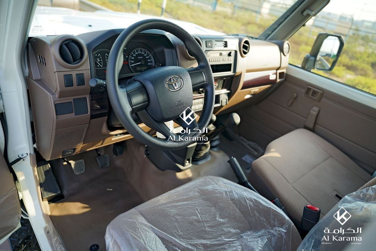 تويوتا لاند كروزر 70 LC 78 HARDTOP 4.0L MT  | Dual Tank |  FM Radio | Snorkel | GCC Specs