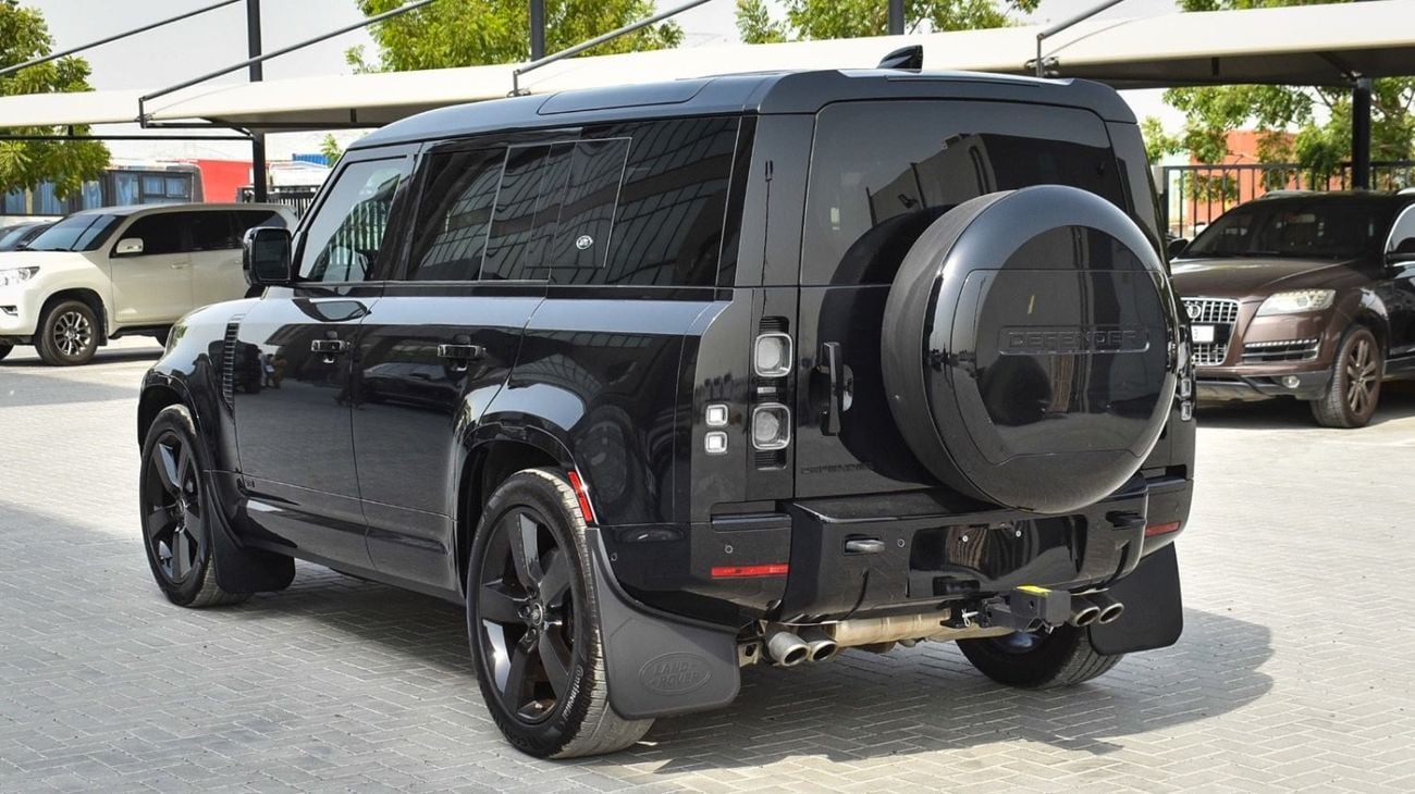 Land Rover Defender DEFENDER 110 V8 CANADIAN SPECS LOW MILEAGE