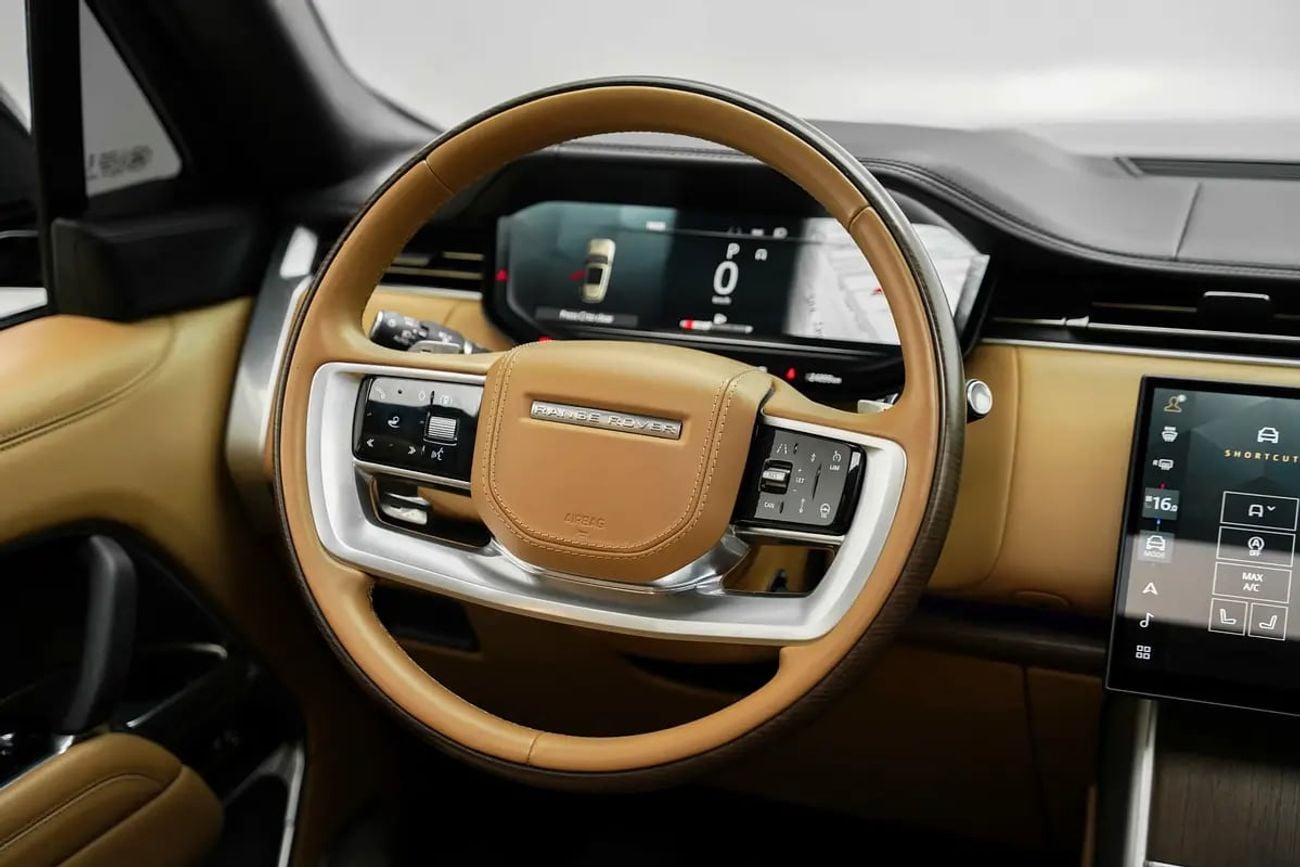 Land Rover Range Rover LWB Autobiography P400 3.0L P530 AUTOBIOGRAPHY WITH WARRANTY AND SERVICE CONTRACT