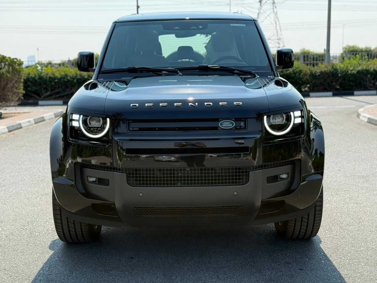 Land Rover Defender 2026 LAND ROVER DEFENDER P400 HSE GCC BRAND NEW + WARRANTY