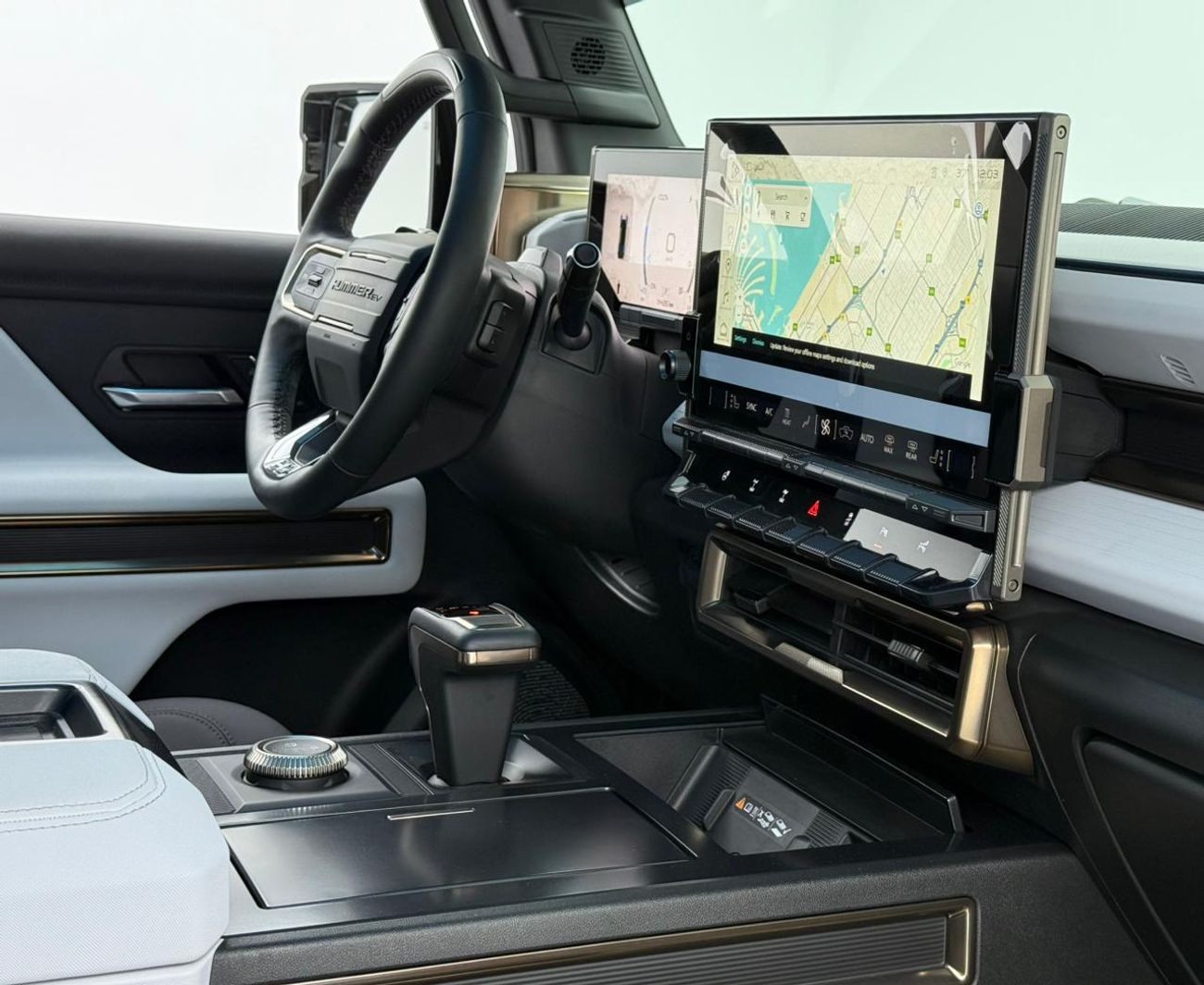 GMC Hummer EV 2024 GMC Hummer 3X, 2027 GMC Warranty, 2029 GMC Service Pack, Very Low Km, Fully Loaded, GCC