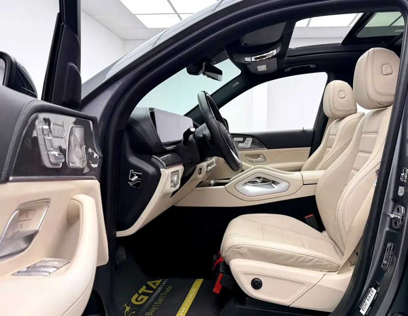 Mercedes Benz GLE 450 AMG GLE450 AMG 4MATIC, Warranty, Full Mercedes Service History, Fully Loaded, GCC