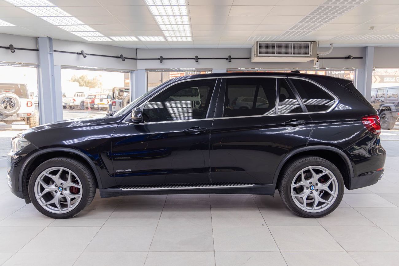 بي أم دبليو X5 35i Exclusive 3.0L (5 Seater)