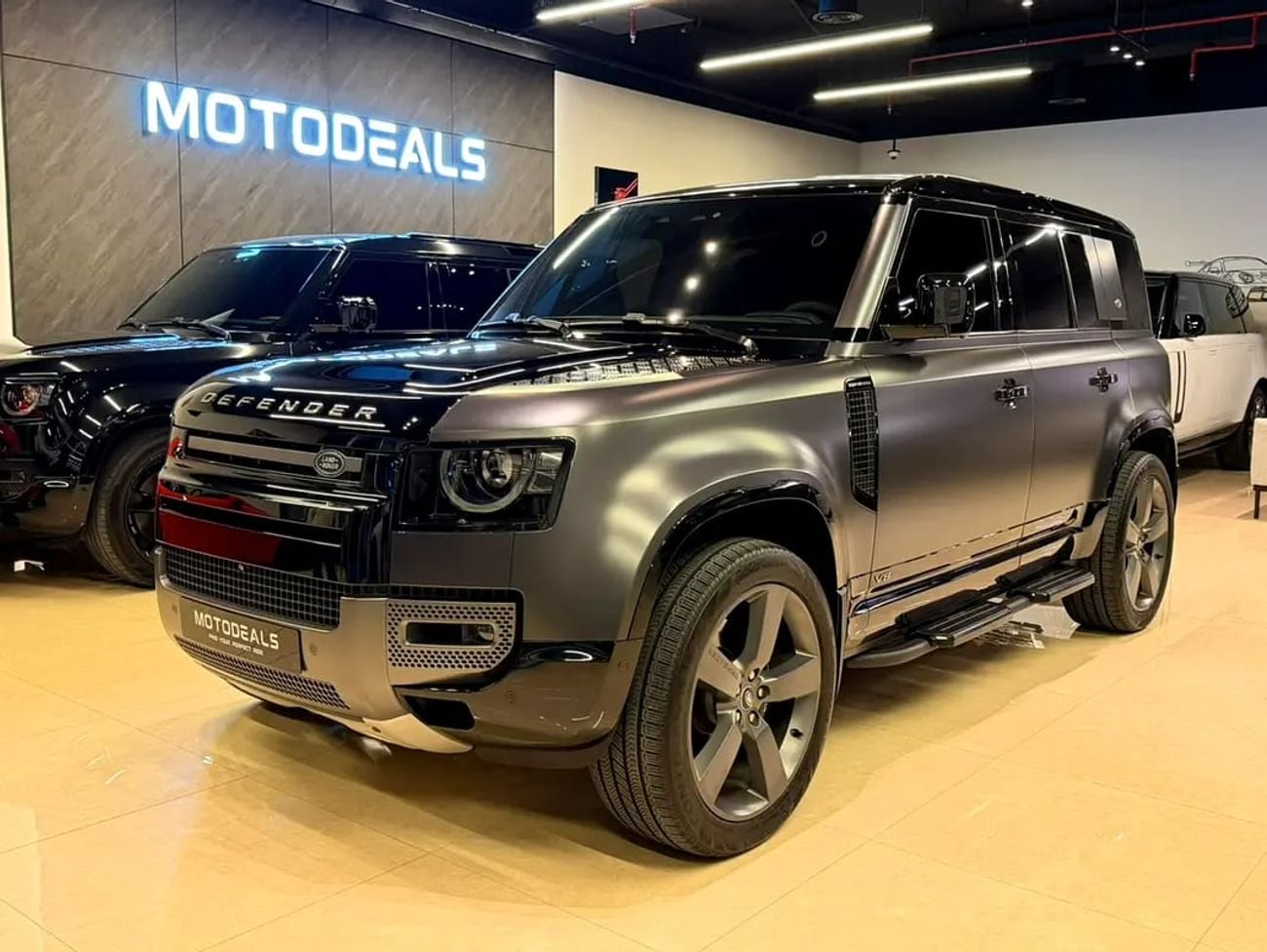 Land Rover Defender 110 P525 Carpathian Edition | Under Warranty & Service Contract