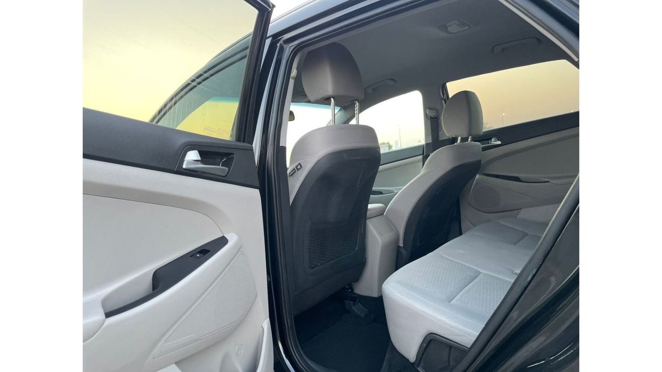 Hyundai Tucson 2019 Hyundai Tucson 2.0L V4 SEL Premium Push Start Electric Seat With Radar - 86,000 Mileage