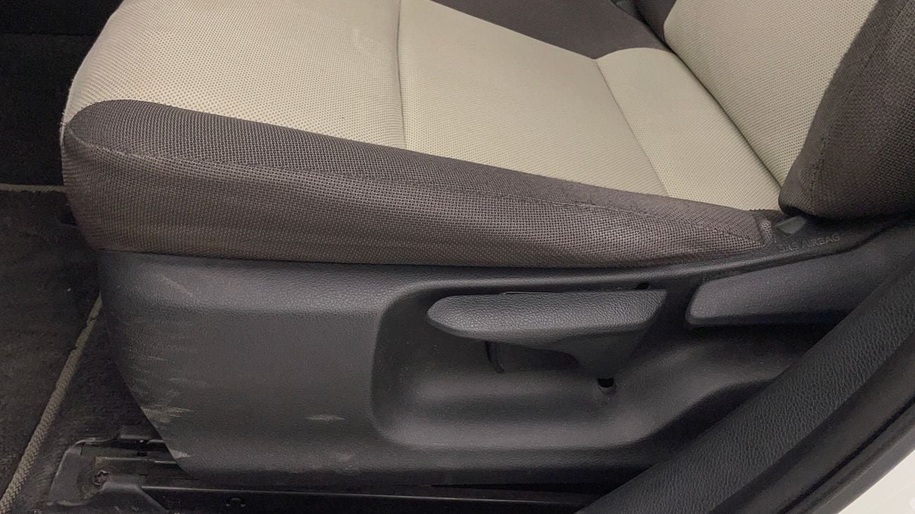 تويوتا كورولا XLI 1.6 | بدون دفعة مقدمة | اختبار القيادة في المنزل