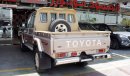 Toyota Land Cruiser Pick Up LX V6