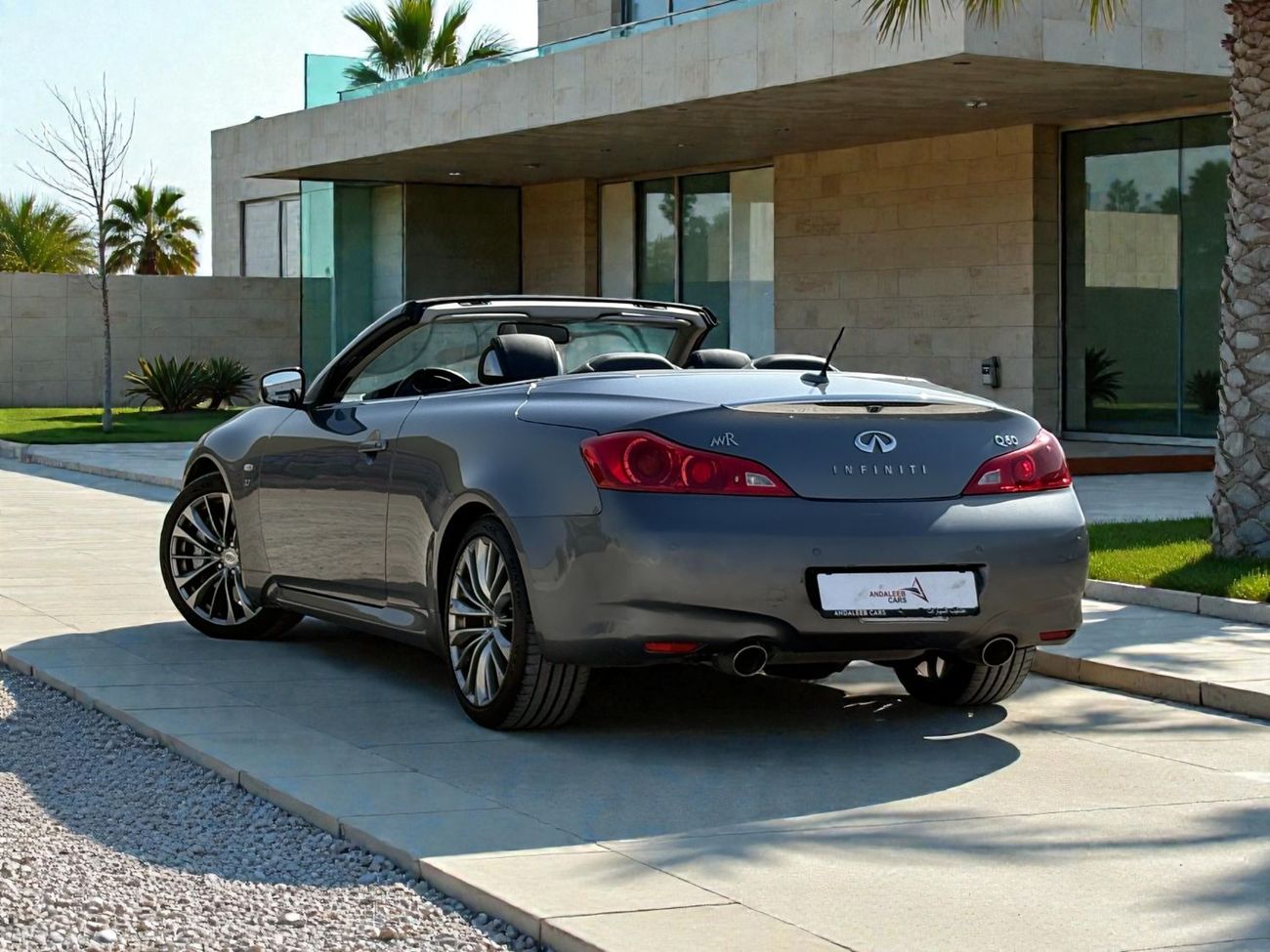 إنفينيتي Q60 Q60 CONVERTIBLE 3.7L V6 A/T | 2016 | GCC SPECS | AED 35,000