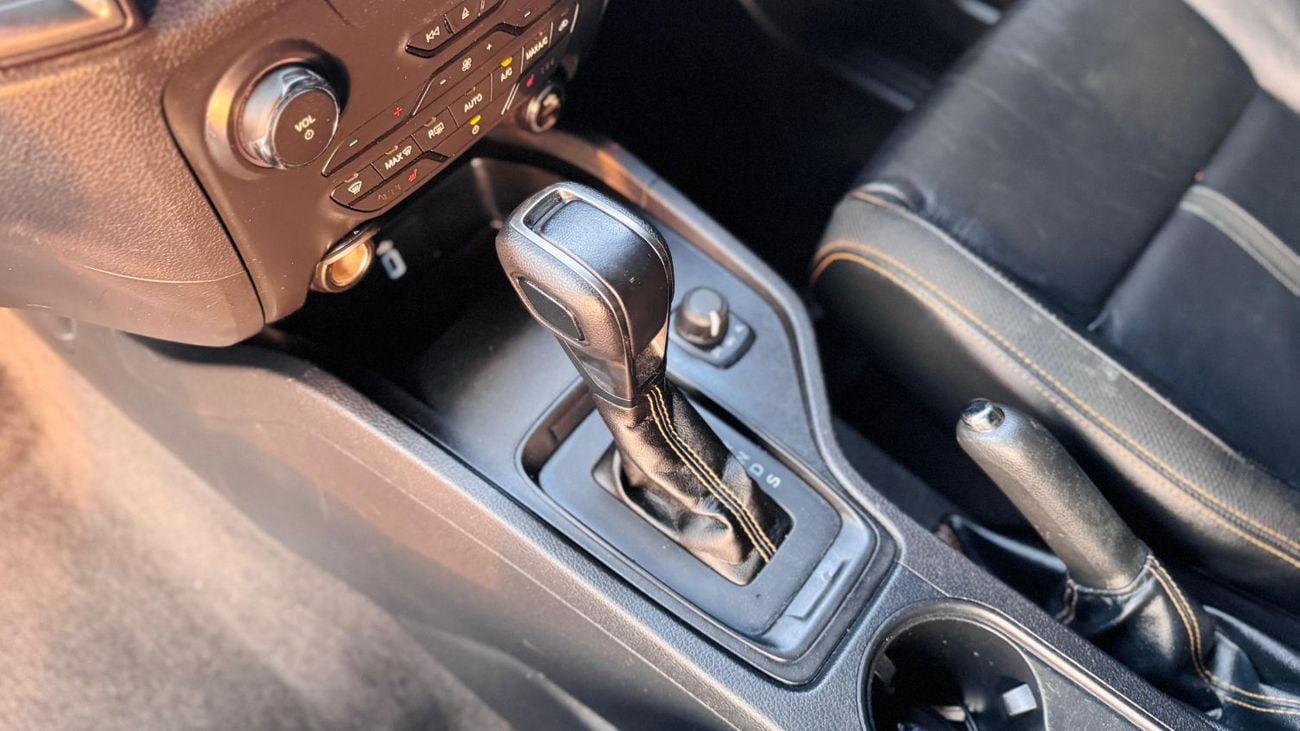 Ford Ranger (RAPTOR BODY KIT INSTALLED | 2.0L DIESEL ENGINE | AT | BACK CAMERA | RHD