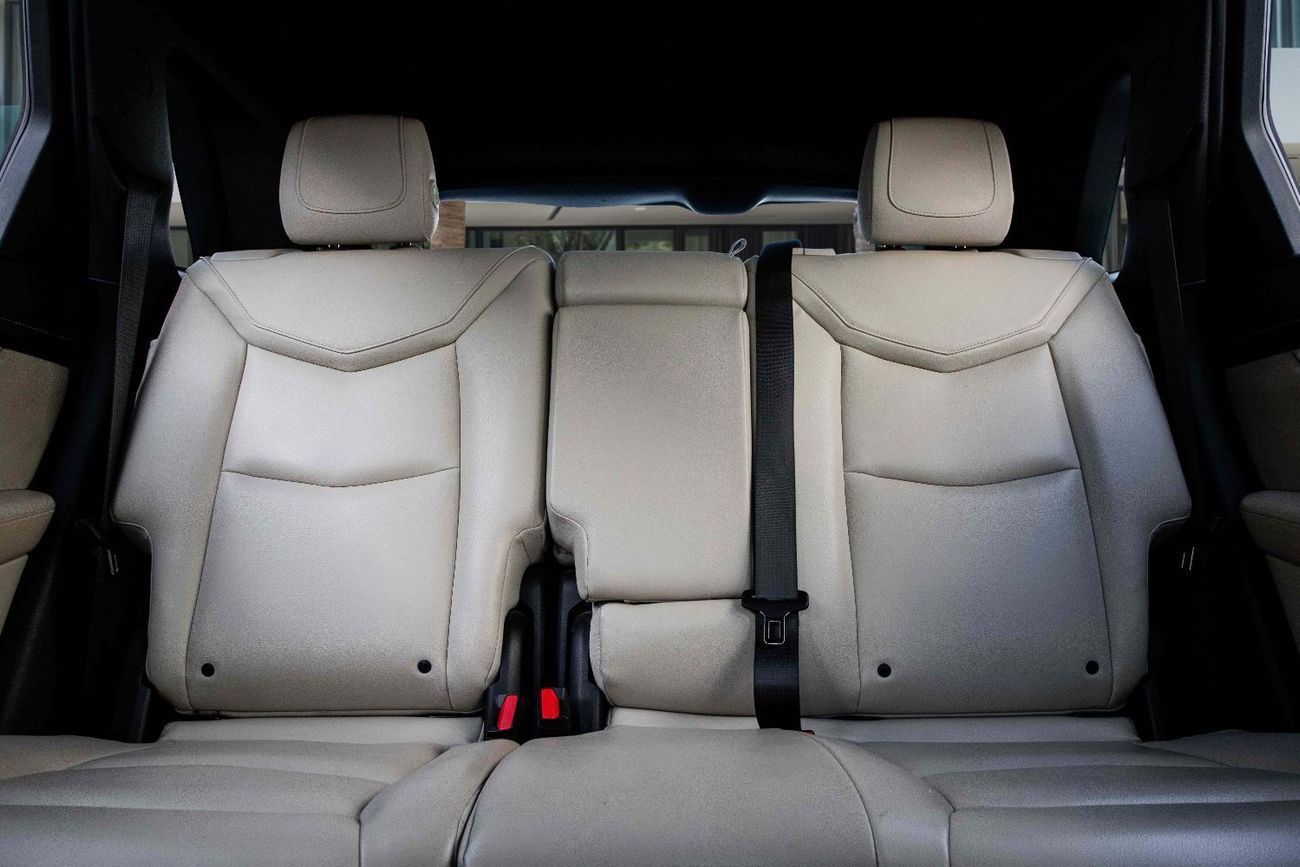 Cadillac XT5 | 1,306 P.M (4 Years)⁣ | 0% Downpayment | Low Mileage!