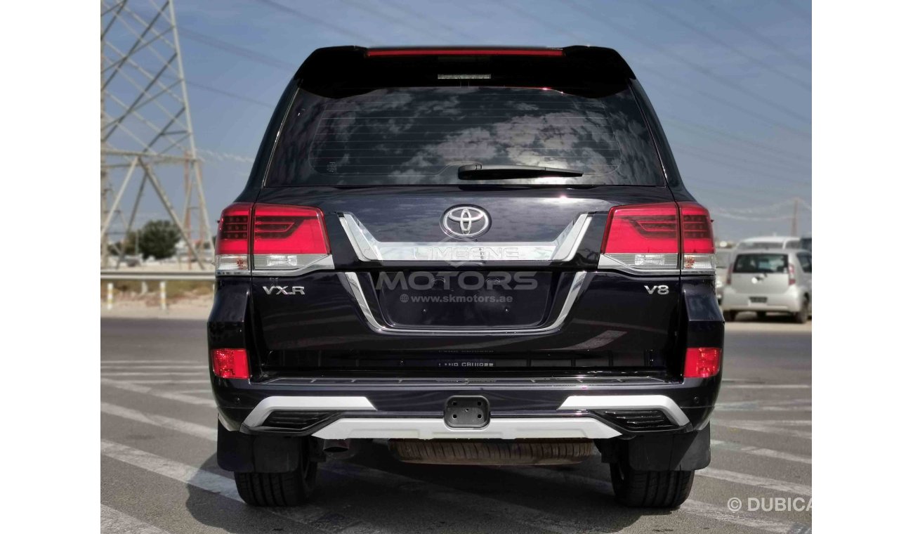 Toyota Land Cruiser VX 3.0L, 18" Alloy Rims, Push Start, Dual Front Airbags Package, AUX/USB Input Socket, LOT-TPVXG