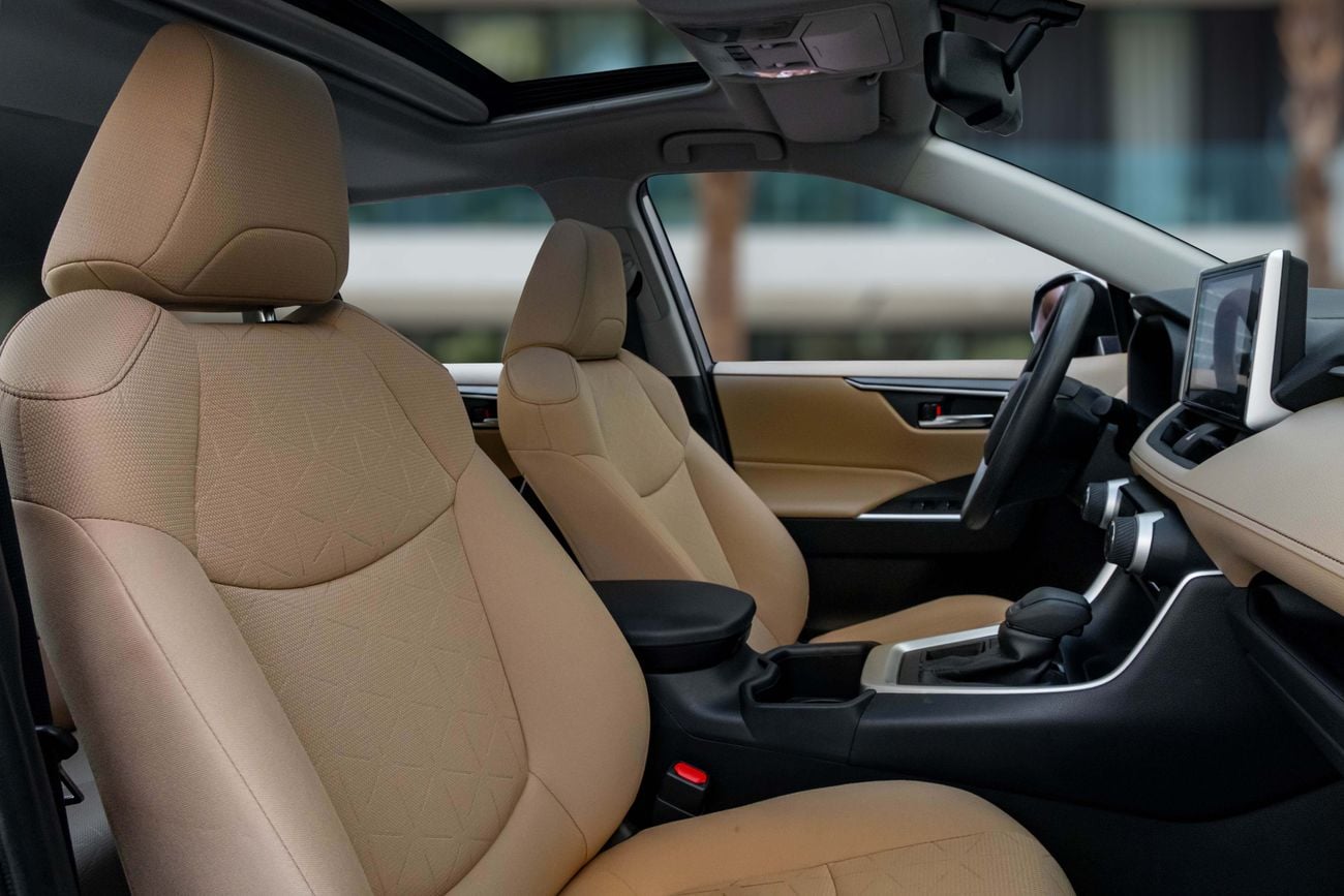 تويوتا راف ٤ Rav 4 VX | 2,057 P.M | 0% Downpayment | TOYOTA MAINTAINED PRESTINE CAR!