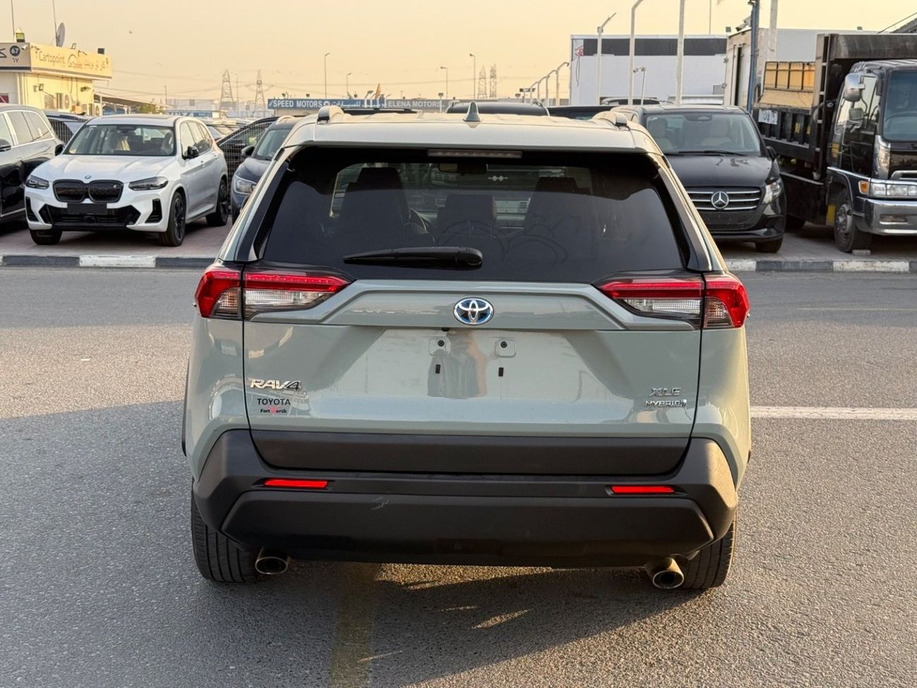 Toyota RAV4 XLE 2.5L 2021 TOYOTA RAV4 XLE HYBRID 4x4 FULL OPTIONS IMPORTED FROM USA