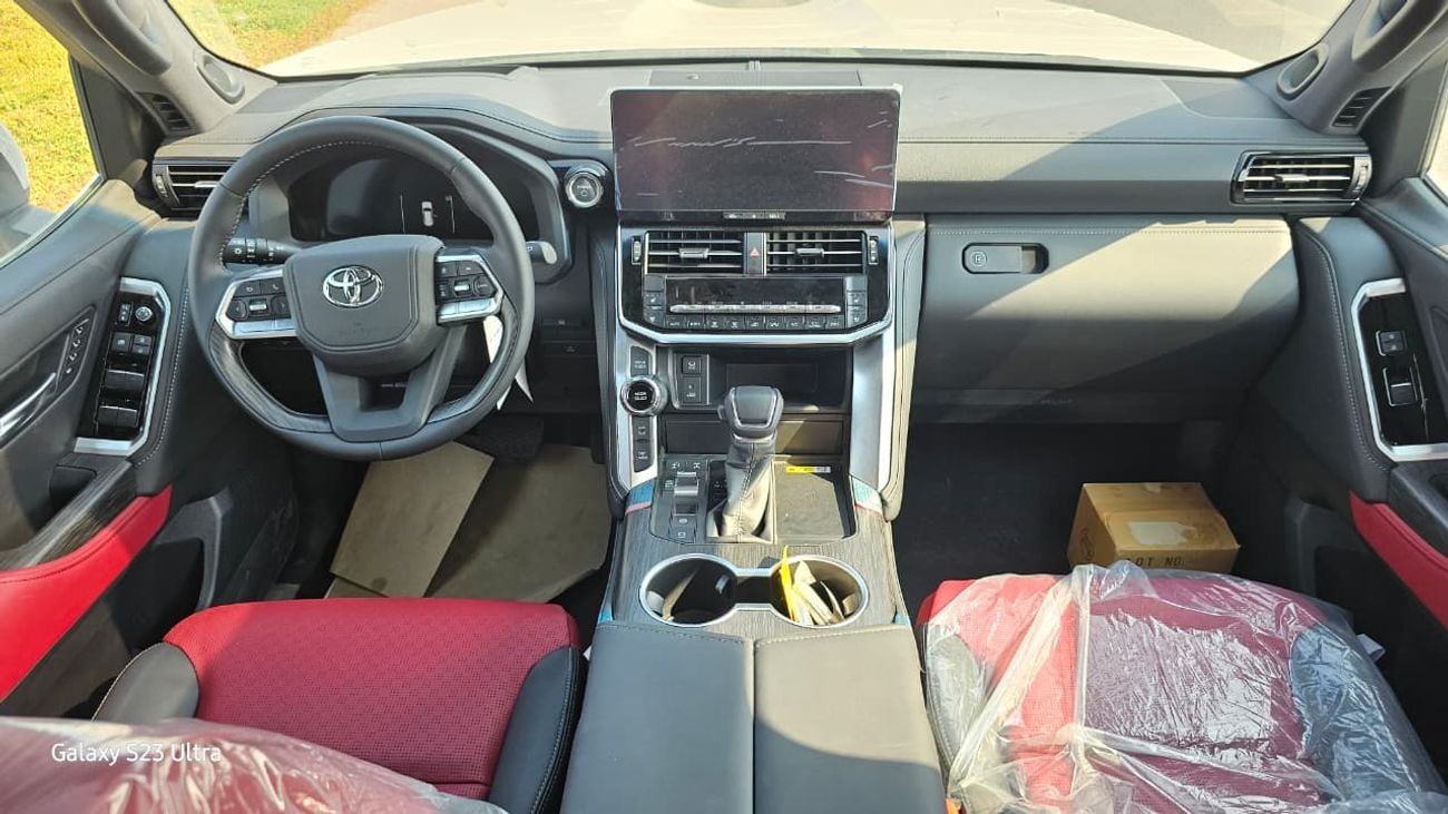 تويوتا لاند كروزر 3.5T VXR Hybrid