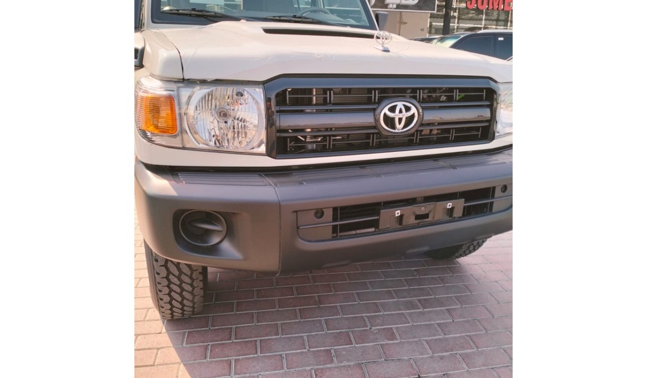 Toyota Land Cruiser Pick Up PICKUP 70th LX1