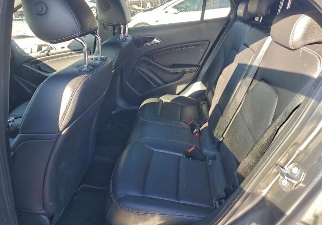 مرسيدس بنز GLA 250