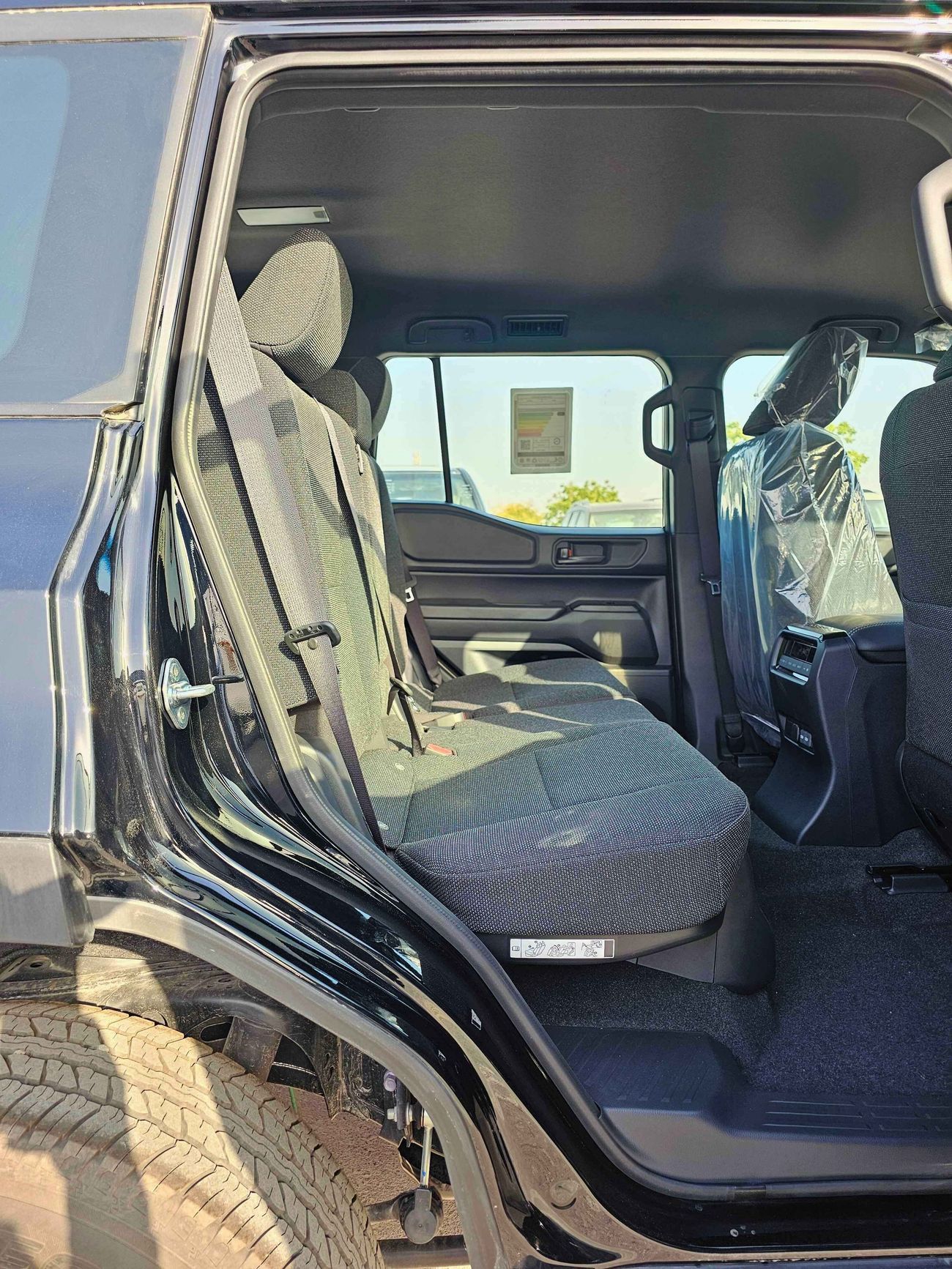 تويوتا برادو URBAN-E EURO 4 | 2.8L V4 DIESEL | DVD + CAMERA | AUTO A/C | 4WD (CODE # URBAN-E)