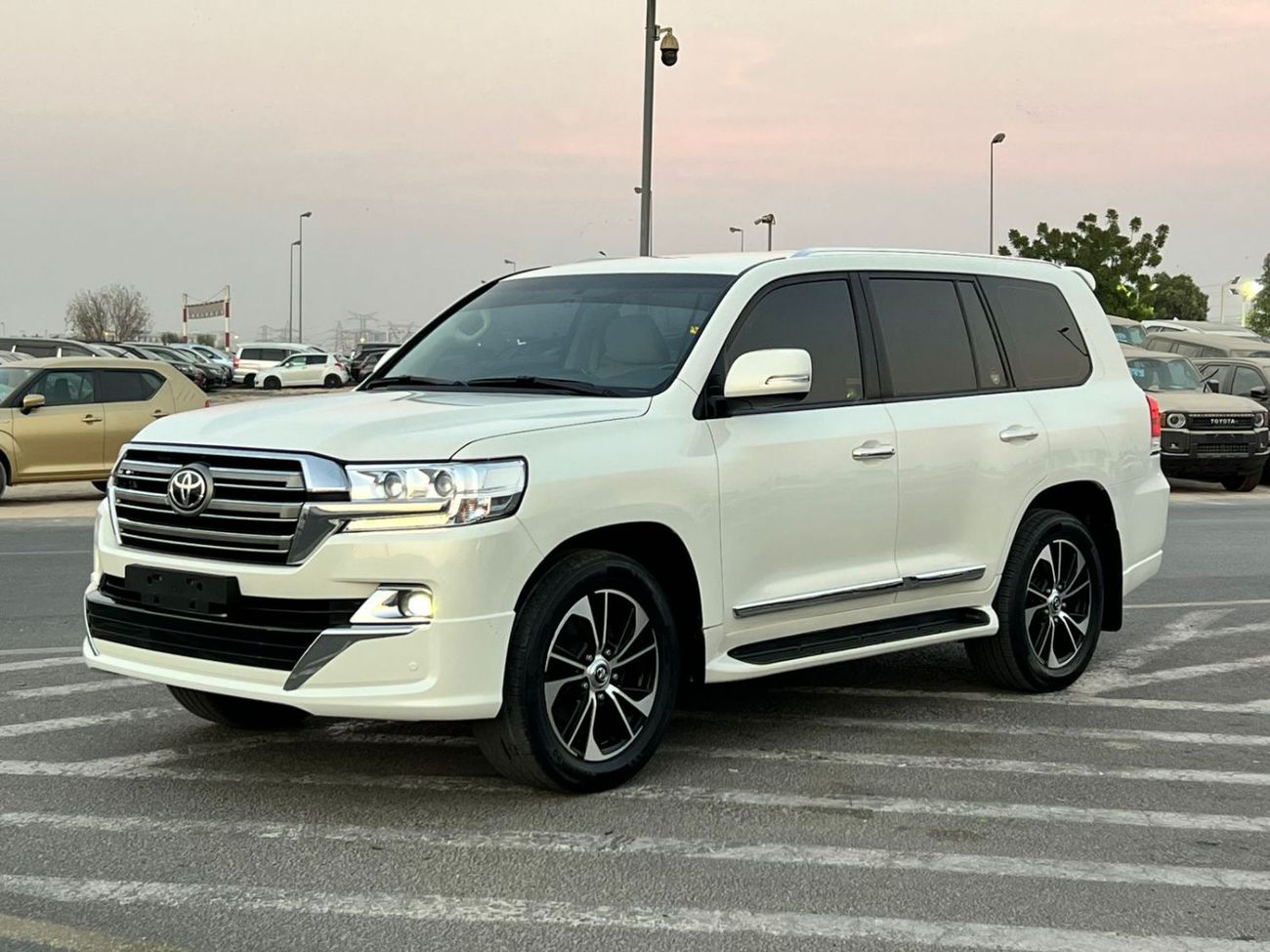 تويوتا لاند كروزر 2018 Toyota Land Cruiser EXR – GCC Specs – Single Owner – No Accident.