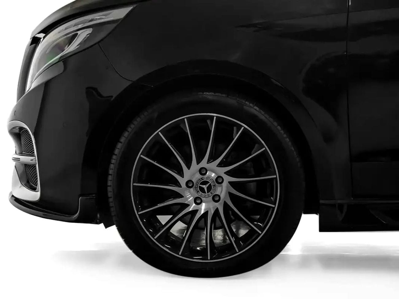 Mercedes Benz V 250 V250 | VLINE Design| GCC Spec