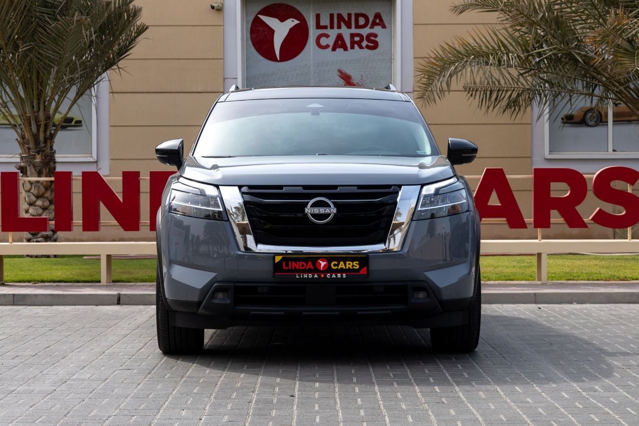 Nissan Pathfinder SV 3.5L AWD (7 Seater)