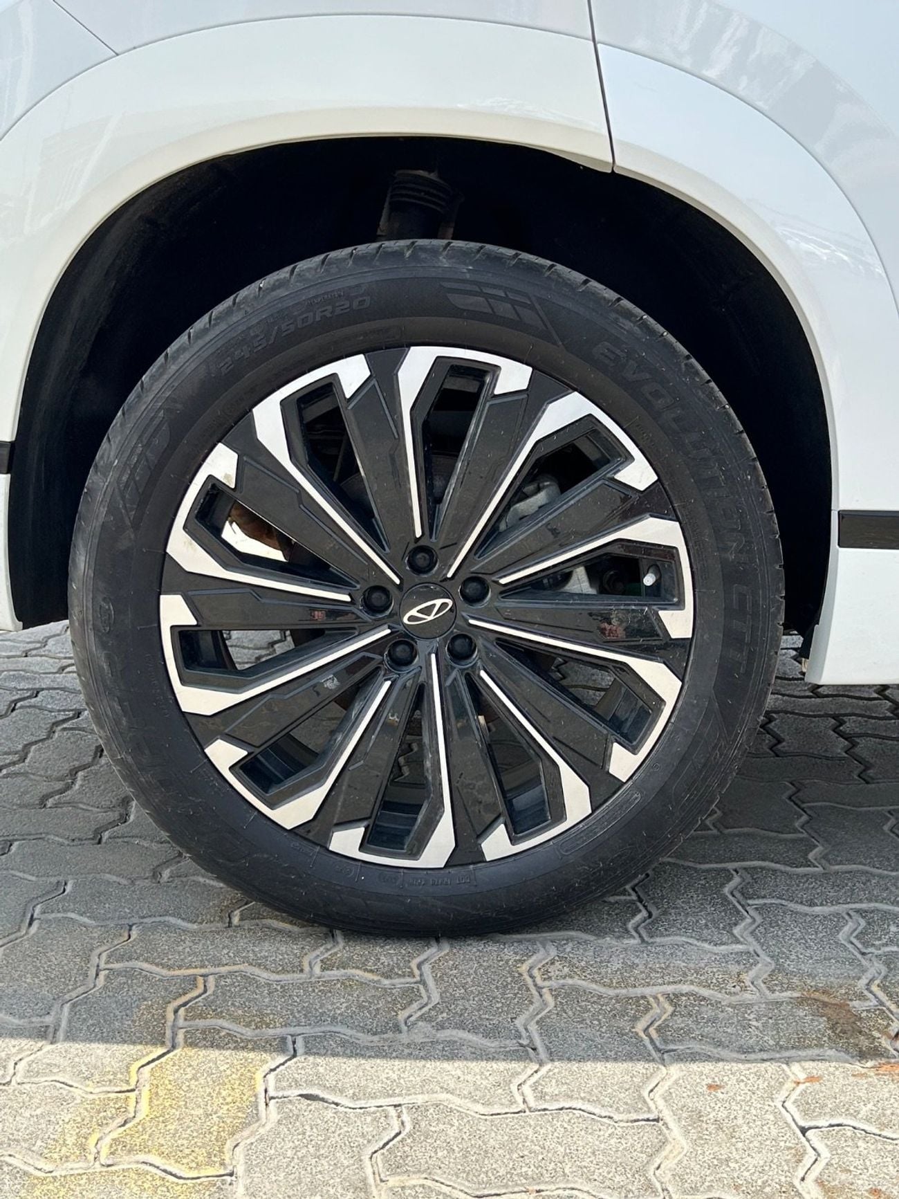 شيري تيجو 9