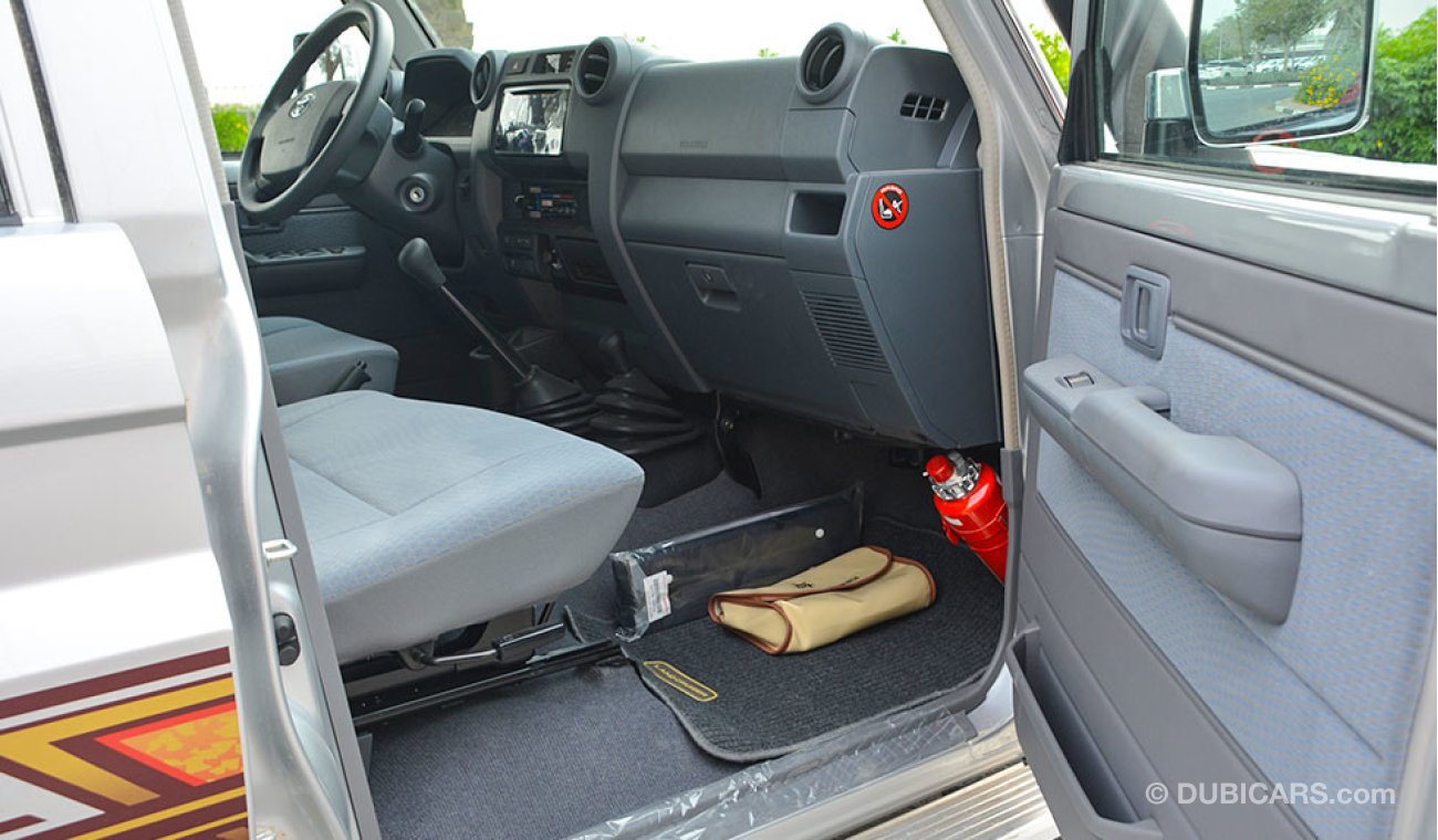 Toyota Land Cruiser Hard Top 76, 4.5 DSL, 6 seats